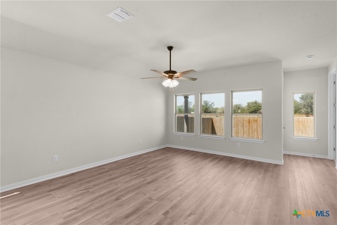 939 Creek Bed Drive Property Photo 9