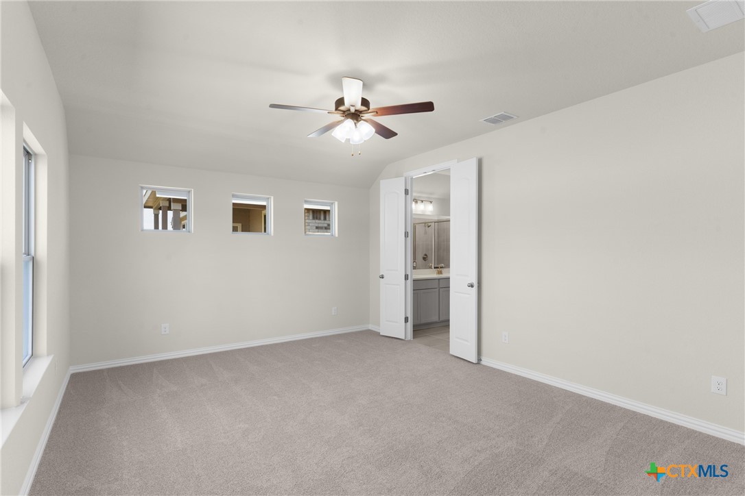 939 Creek Bed Drive Property Photo 12