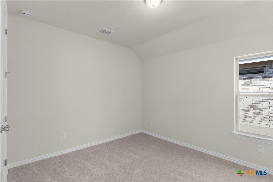 939 Creek Bed Drive Property Photo 17