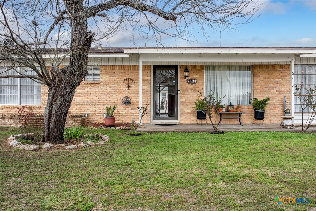 207 Williams Property Photo 1