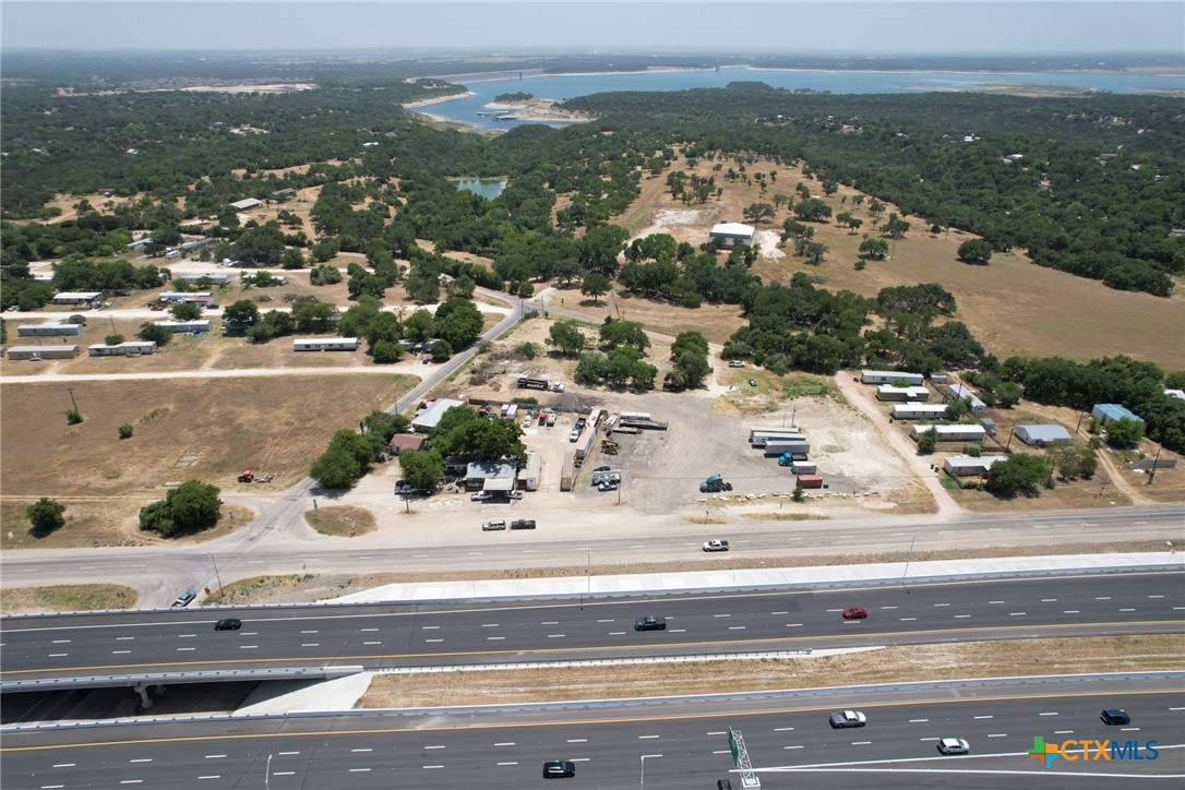 6055 W Us Highway 190 I-14 Property Photo 9