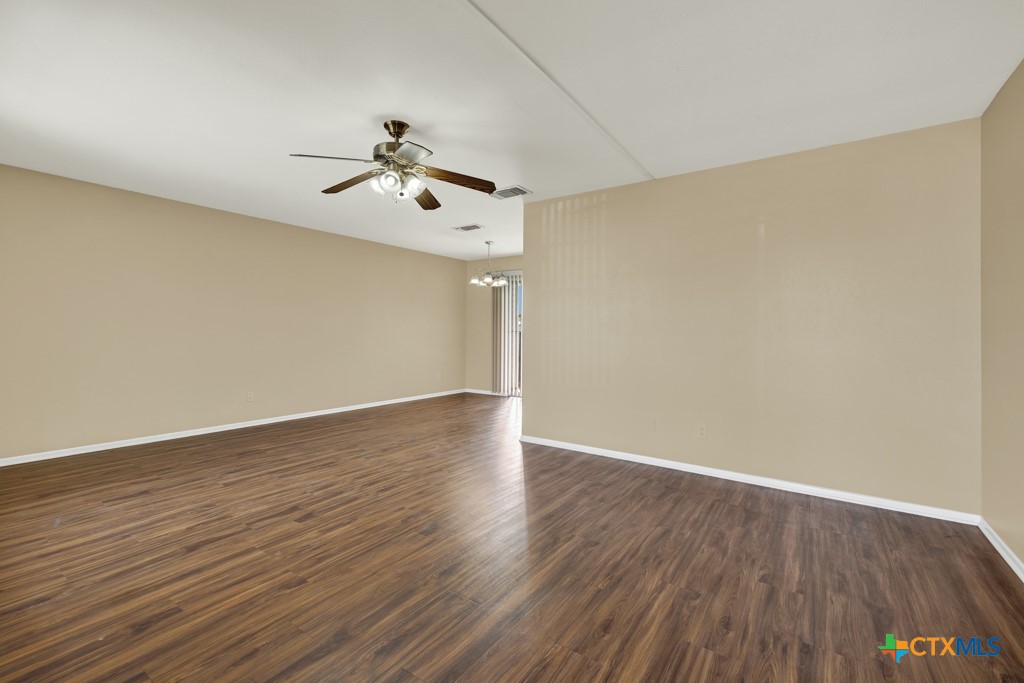 217 Gruene Road Property Photo 5