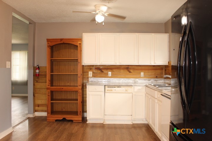409 Short Avenue Property Photo 4