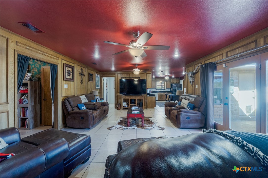 106 Sunny Lane Property Photo 7