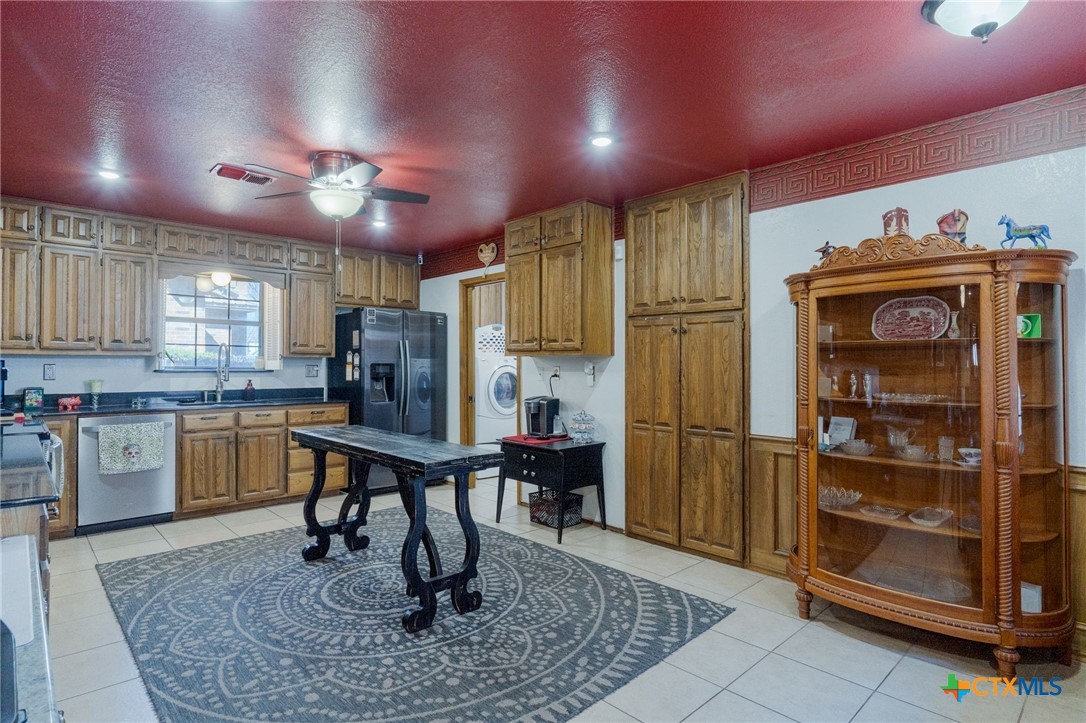106 Sunny Lane Property Photo 11