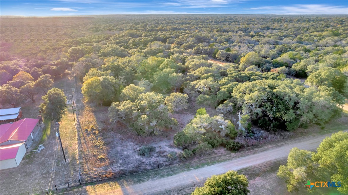 715 Private Road 1051 Property Photo 12