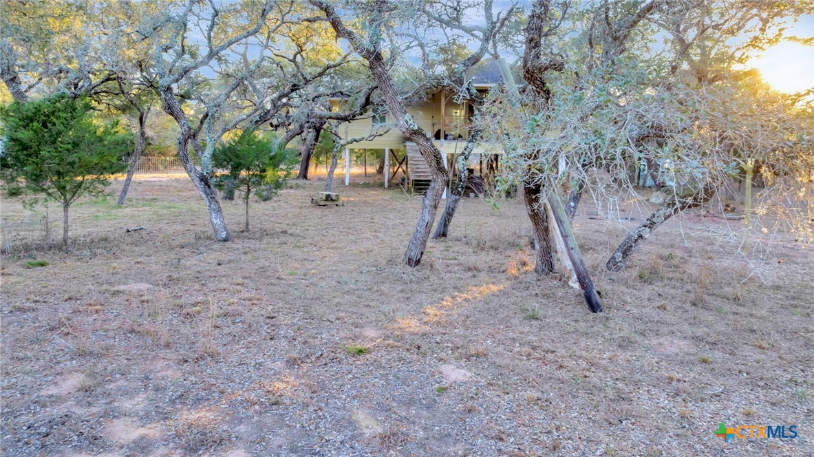 715 Private Road 1051 Property Photo 15