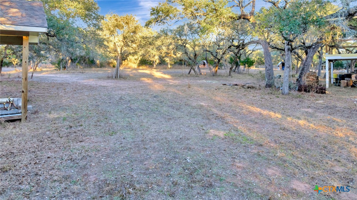 715 Private Road 1051 Property Photo 17
