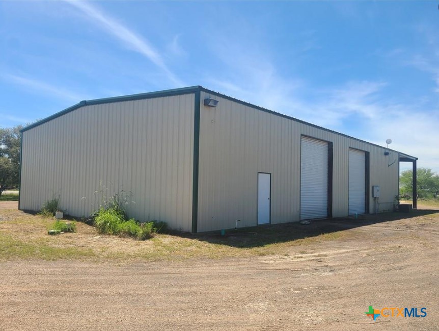 24 Rios Road Property Photo 3