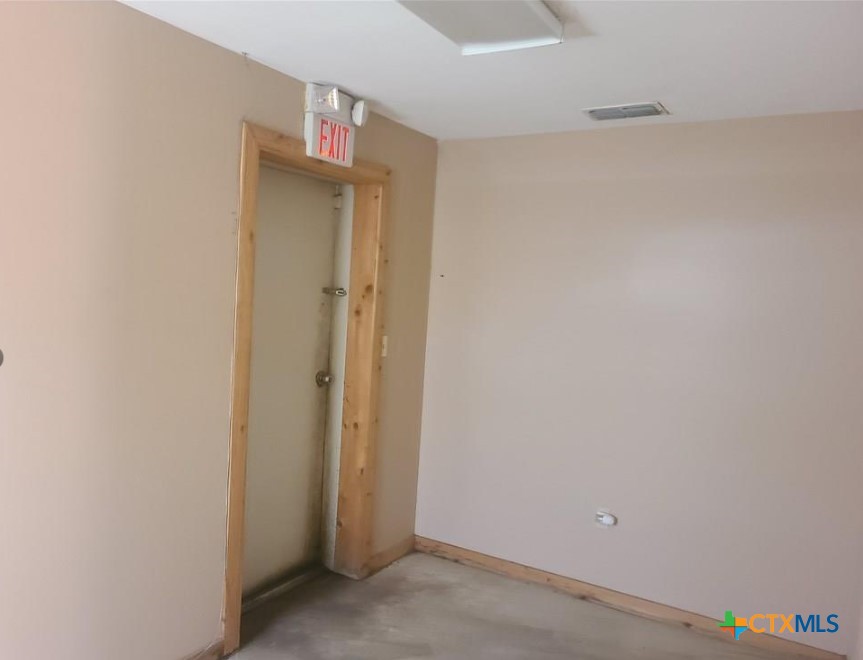 24 Rios Road Property Photo 8