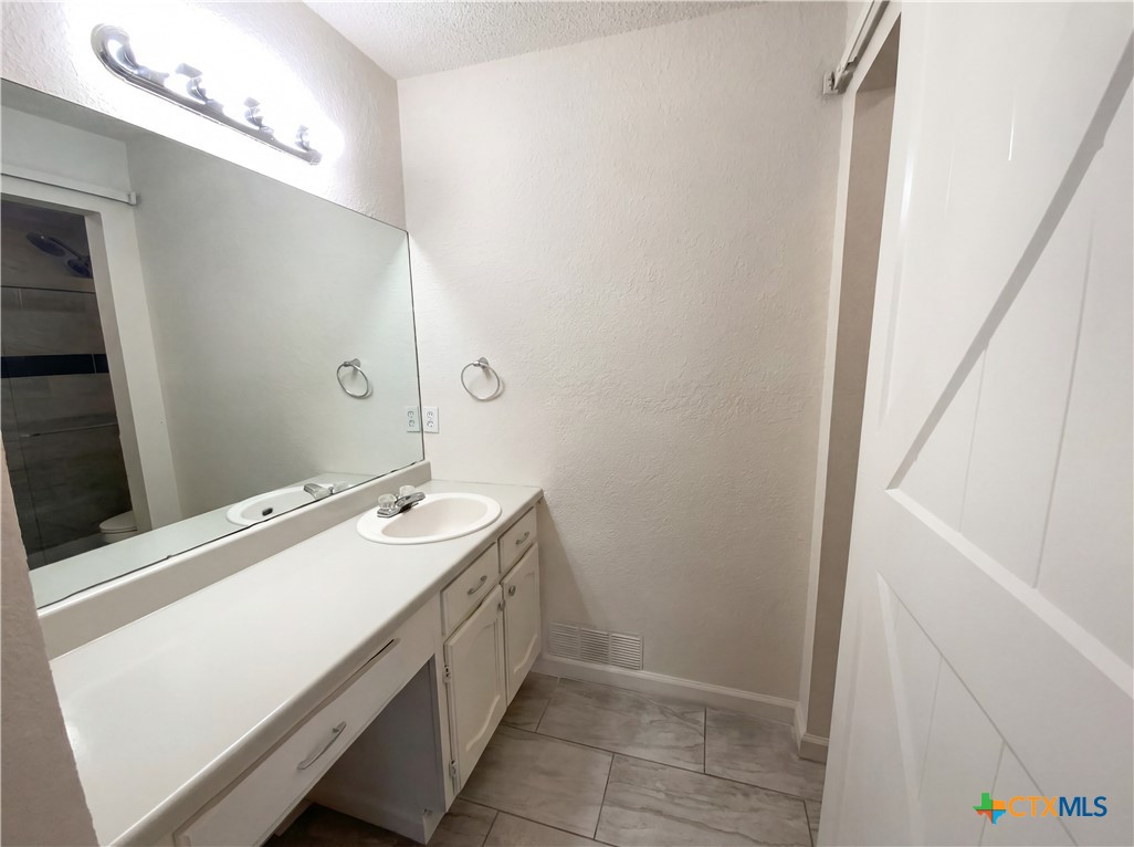 1407 Rose Avenue Property Photo 11