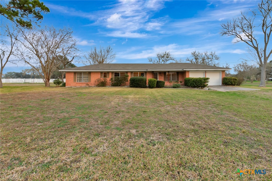 711 Northgate Road Property Photo 1