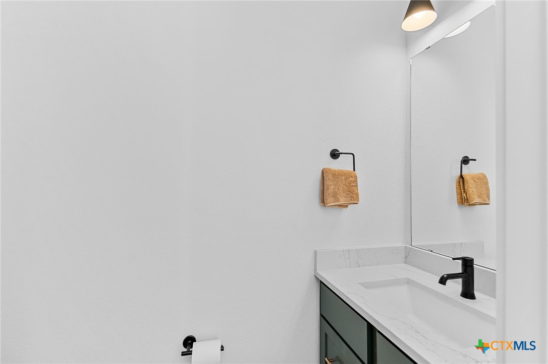 305 Reef Band Drive Property Photo 14