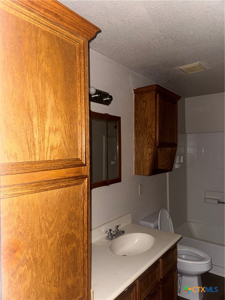 4903 John David Drive A Property Photo 4