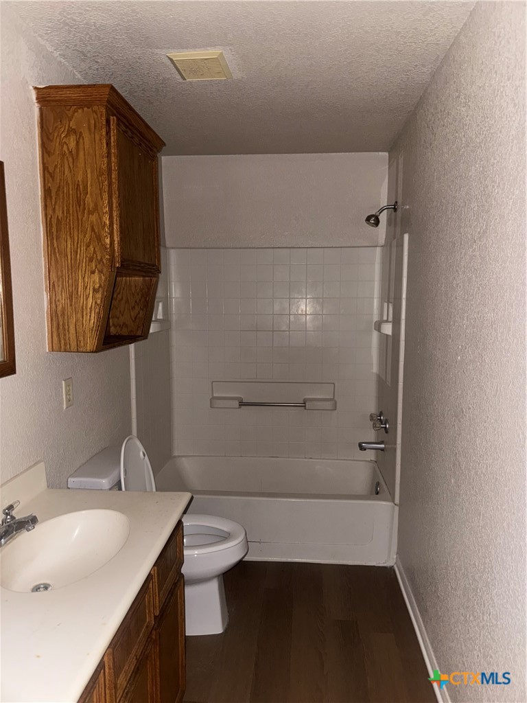 4903 John David Drive A Property Photo 5