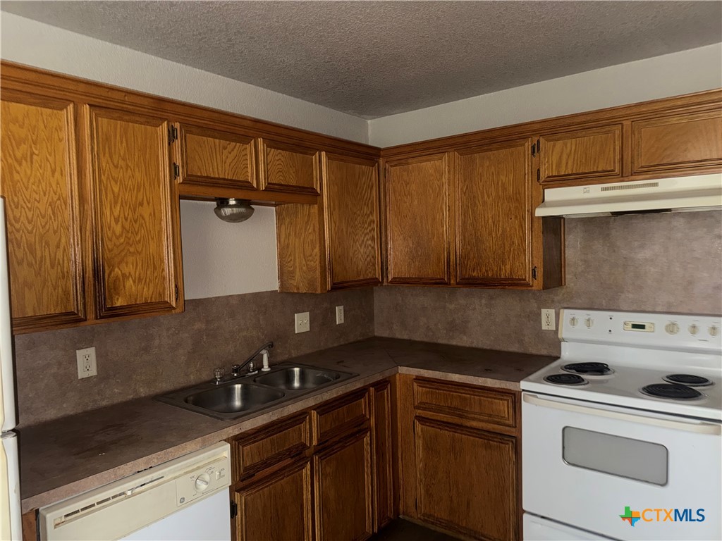 4903 John David Drive A Property Photo 9