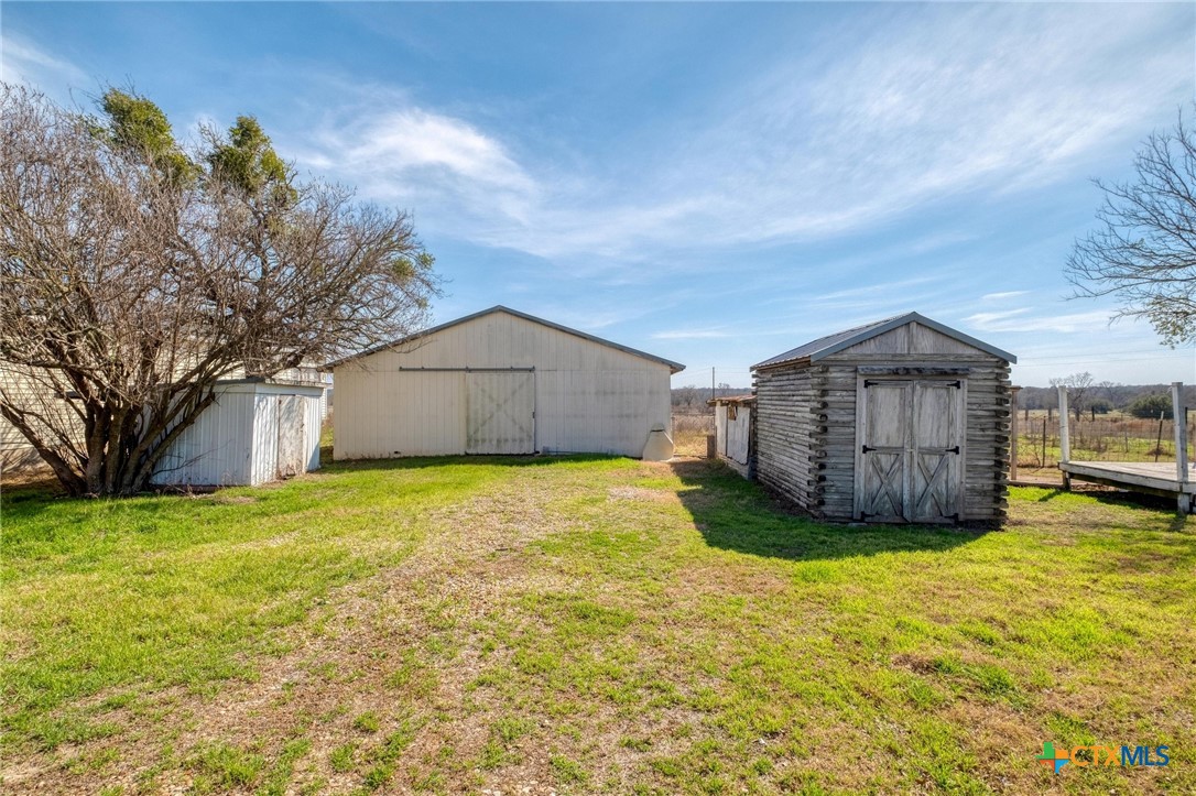 829 State Highway 21 Property Photo 3