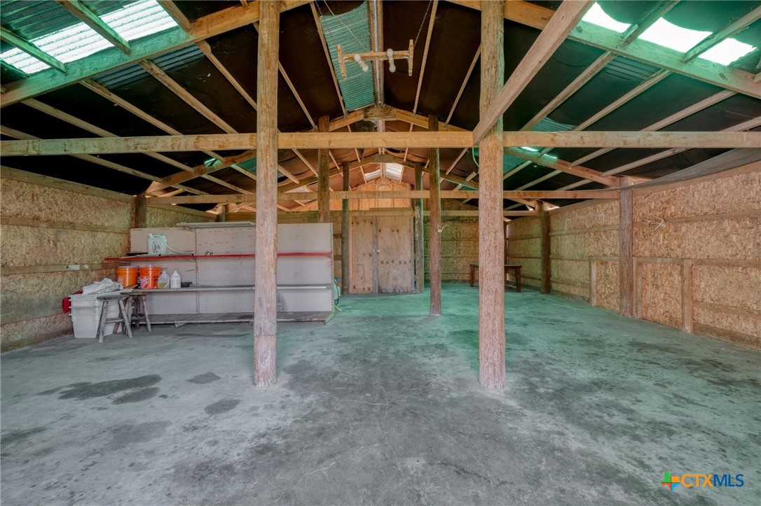 829 State Highway 21 Property Photo 9