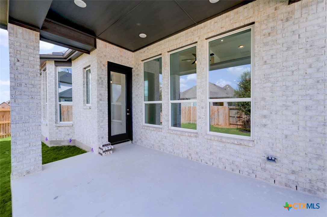 2558 High Ground Property Photo 20