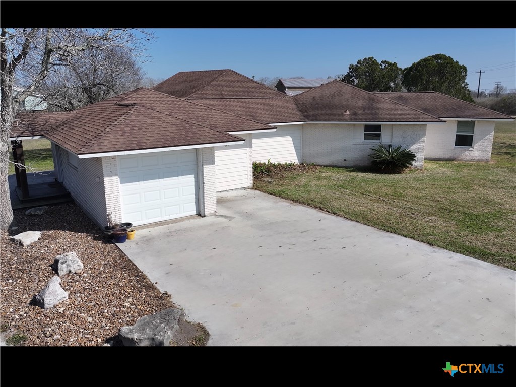 4395 State Highway 238 Property Photo 1