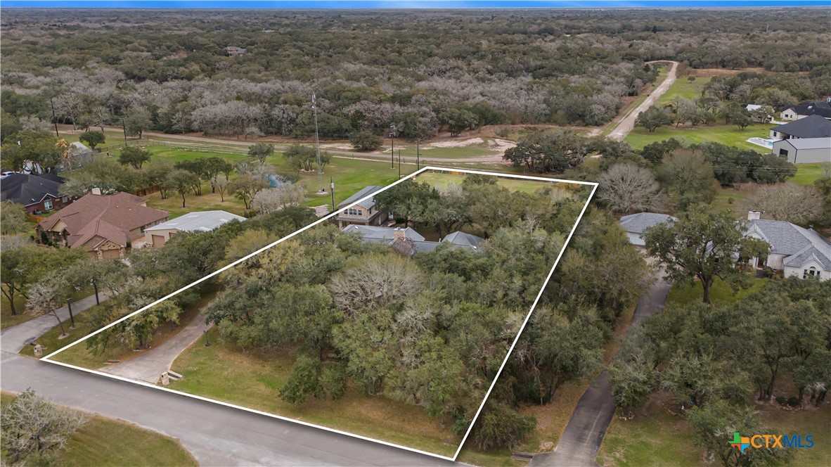 233 Post Oak Bend Property Photo 5