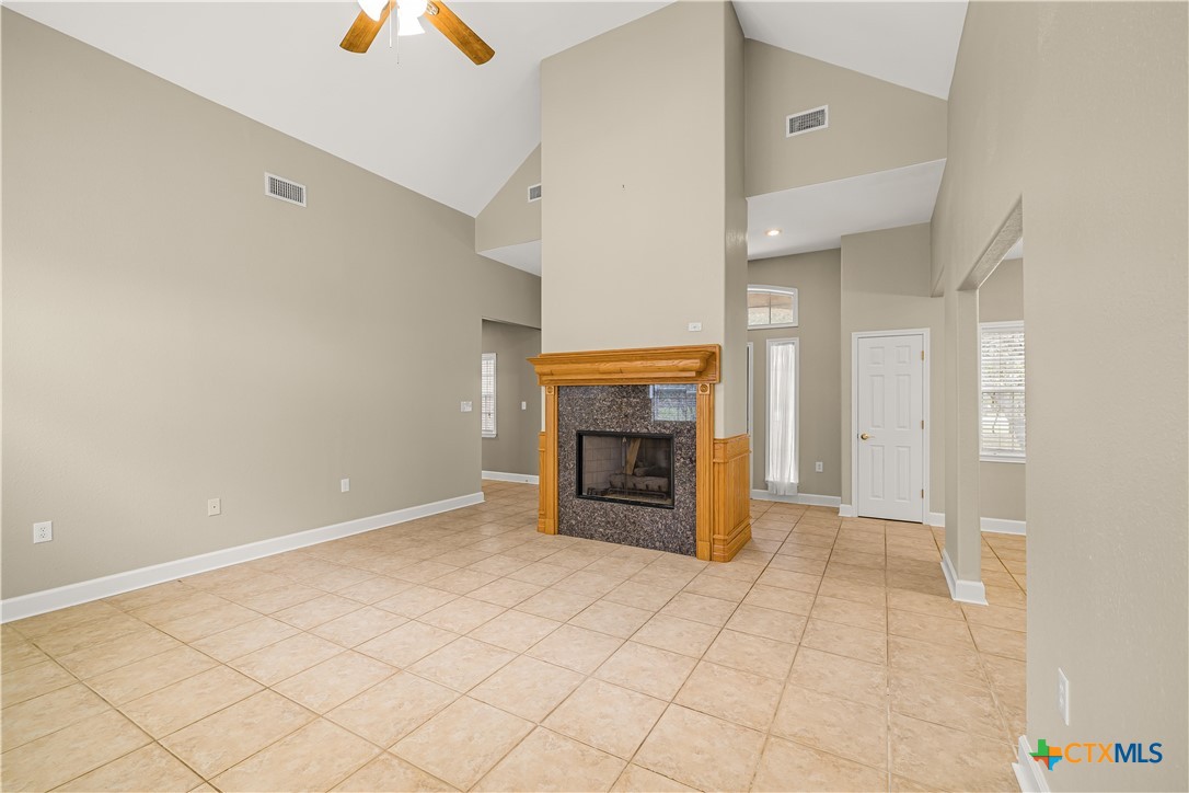 233 Post Oak Bend Property Photo 16
