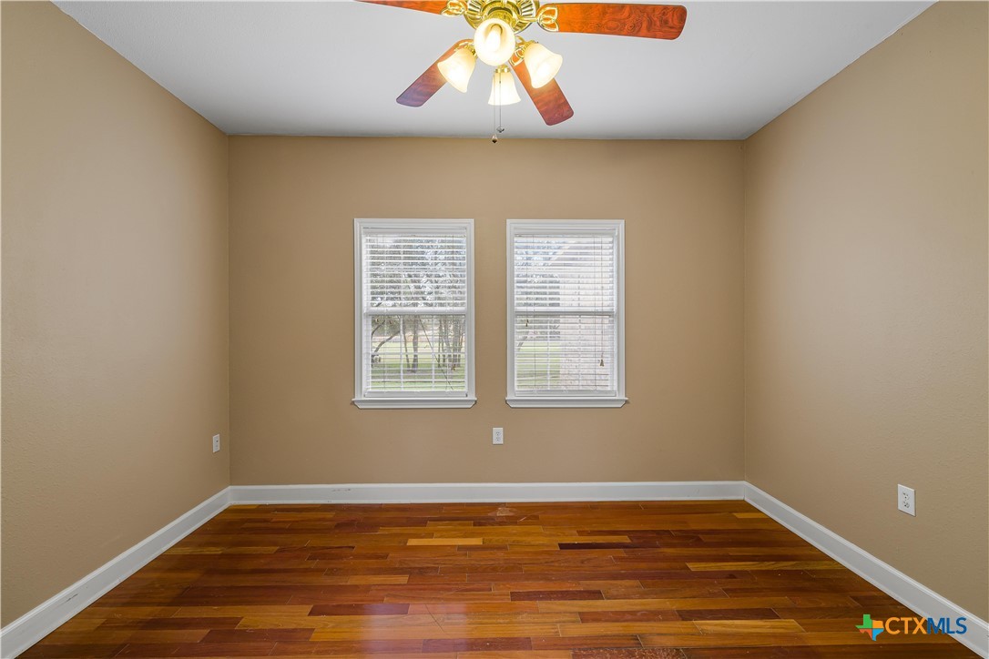 233 Post Oak Bend Property Photo 20