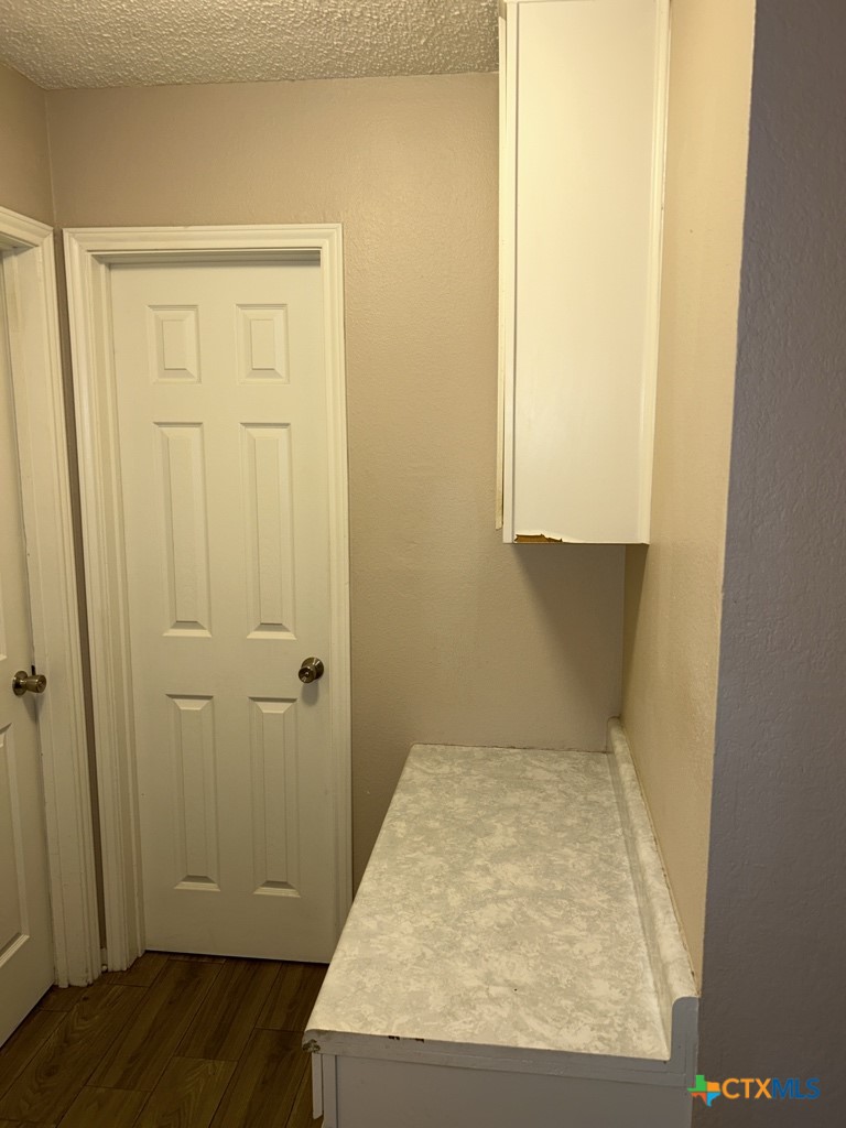 105 Reagan Ave Street Property Photo 4