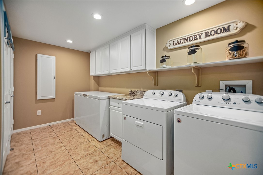 265 Coastal Oaks Loop Property Photo 21