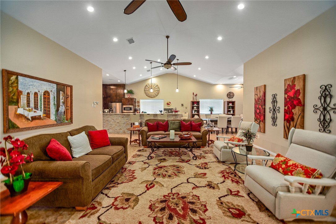 265 Coastal Oaks Loop Property Photo 24