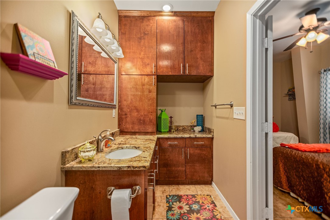 265 Coastal Oaks Loop Property Photo 28