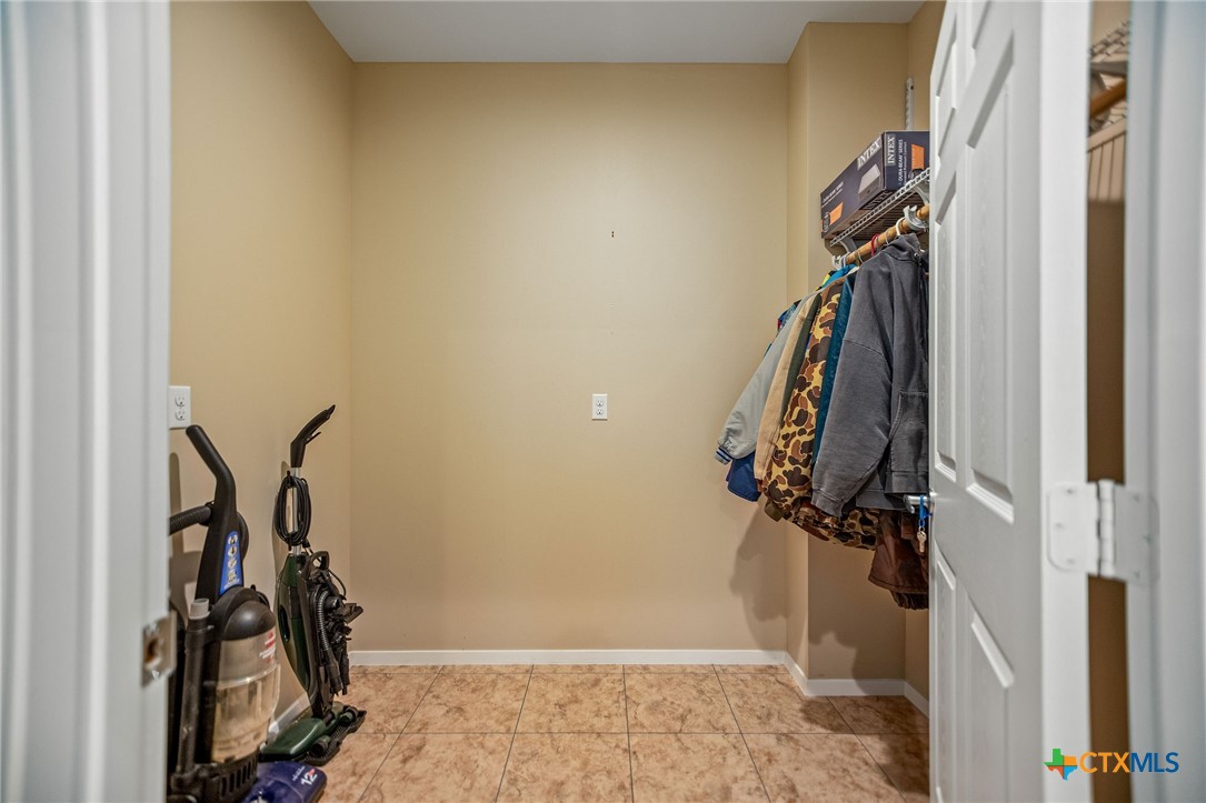 265 Coastal Oaks Loop Property Photo 35