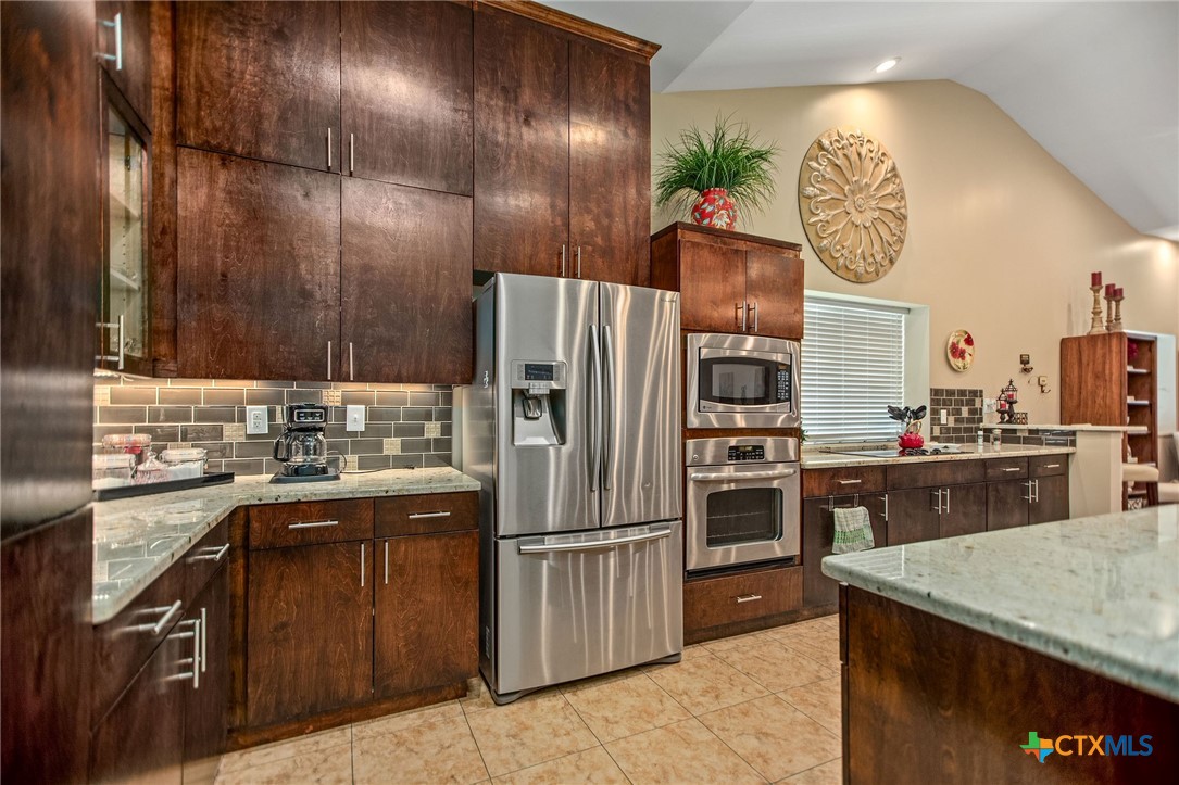 265 Coastal Oaks Loop Property Photo 44