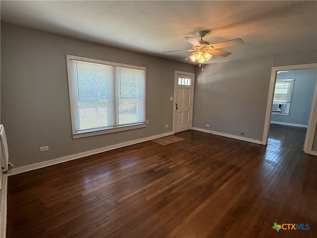 859 Oasis Street Property Photo 3