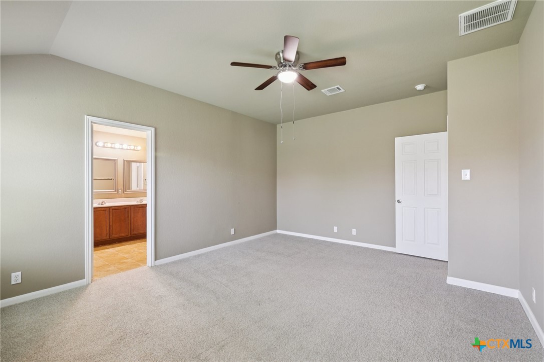 105 Casita Cove Property Photo 17