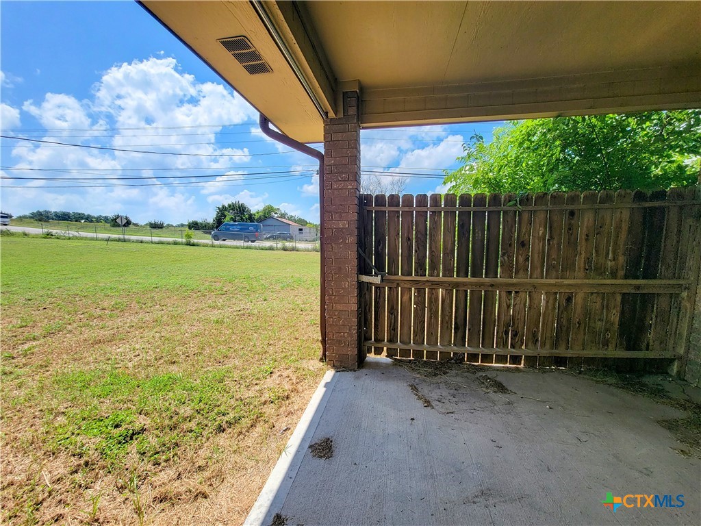 10413 Trimmier Road Property Photo 15