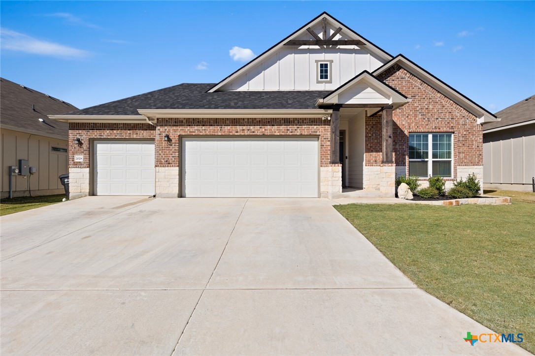 2028 Clear Sky Court Property Photo 1