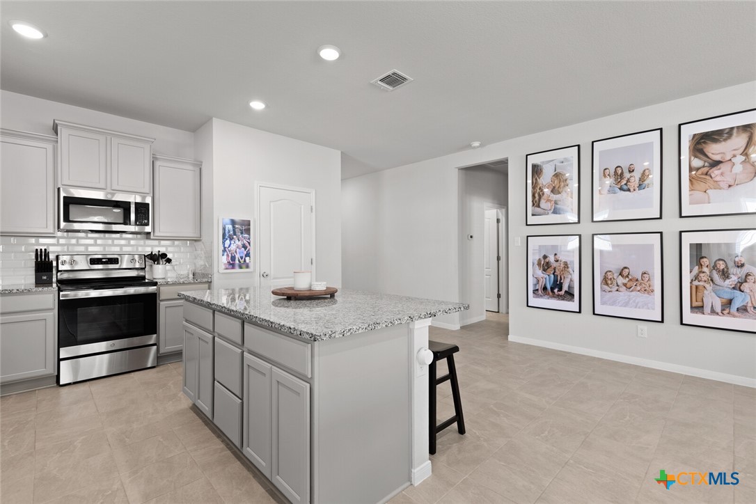 2028 Clear Sky Court Property Photo 11