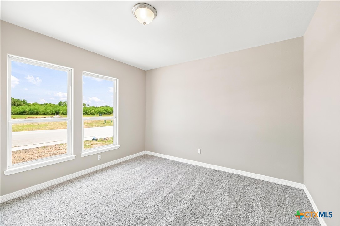 111 Giacomo Drive Property Photo 13