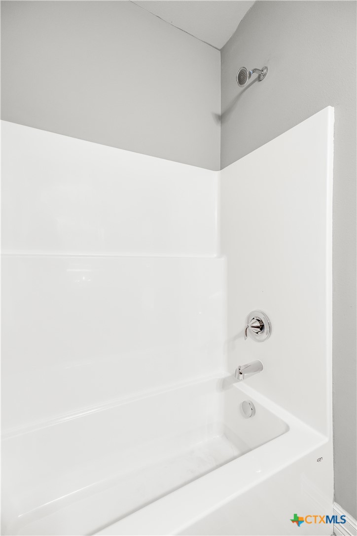 111 Giacomo Drive Property Photo 17