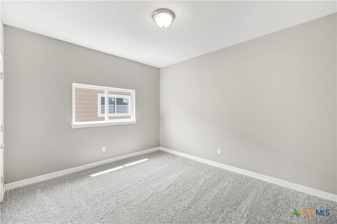 111 Giacomo Drive Property Photo 18
