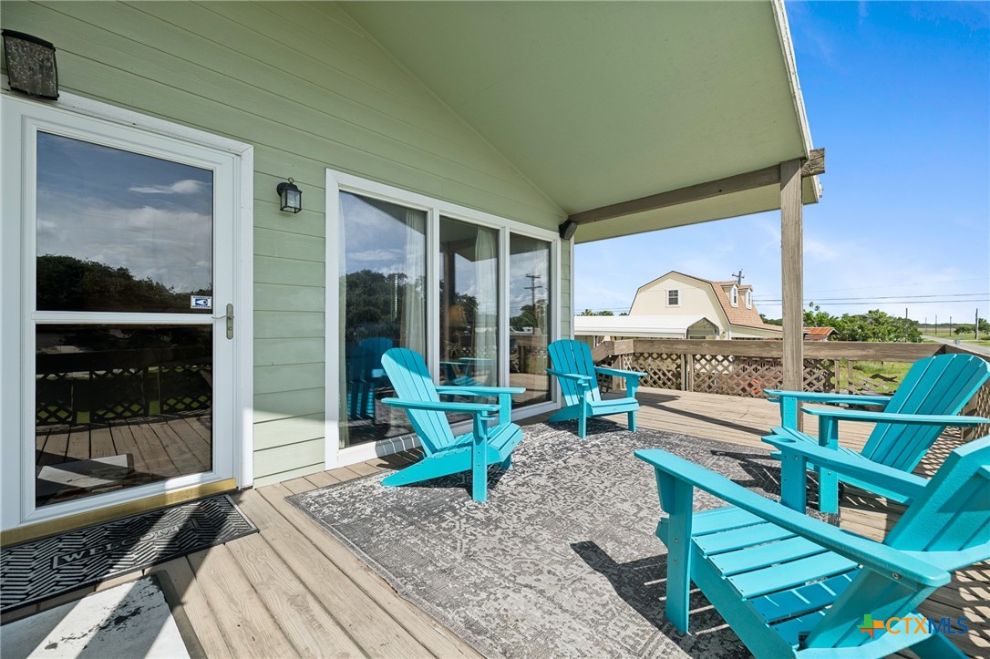 1402 Van Buren Property Photo 14