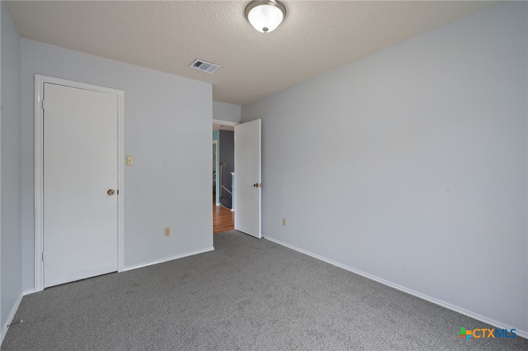 13812 Lothian Drive Property Photo 10