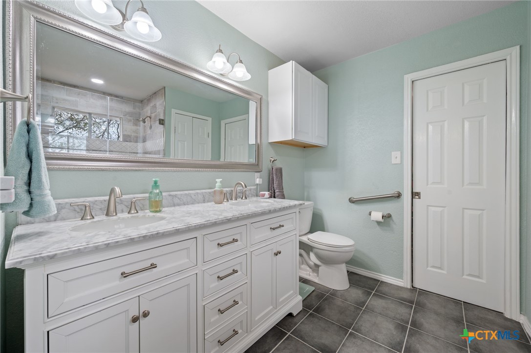 13812 Lothian Drive Property Photo 16