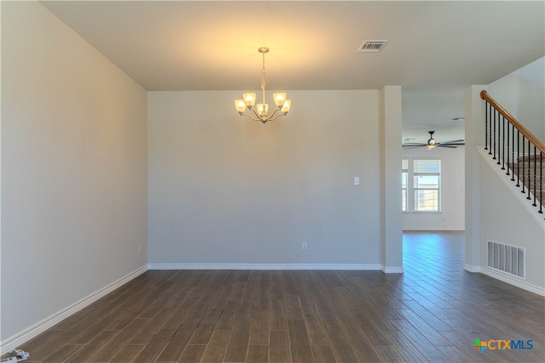 5748 St. Charles Drive Property Photo 6