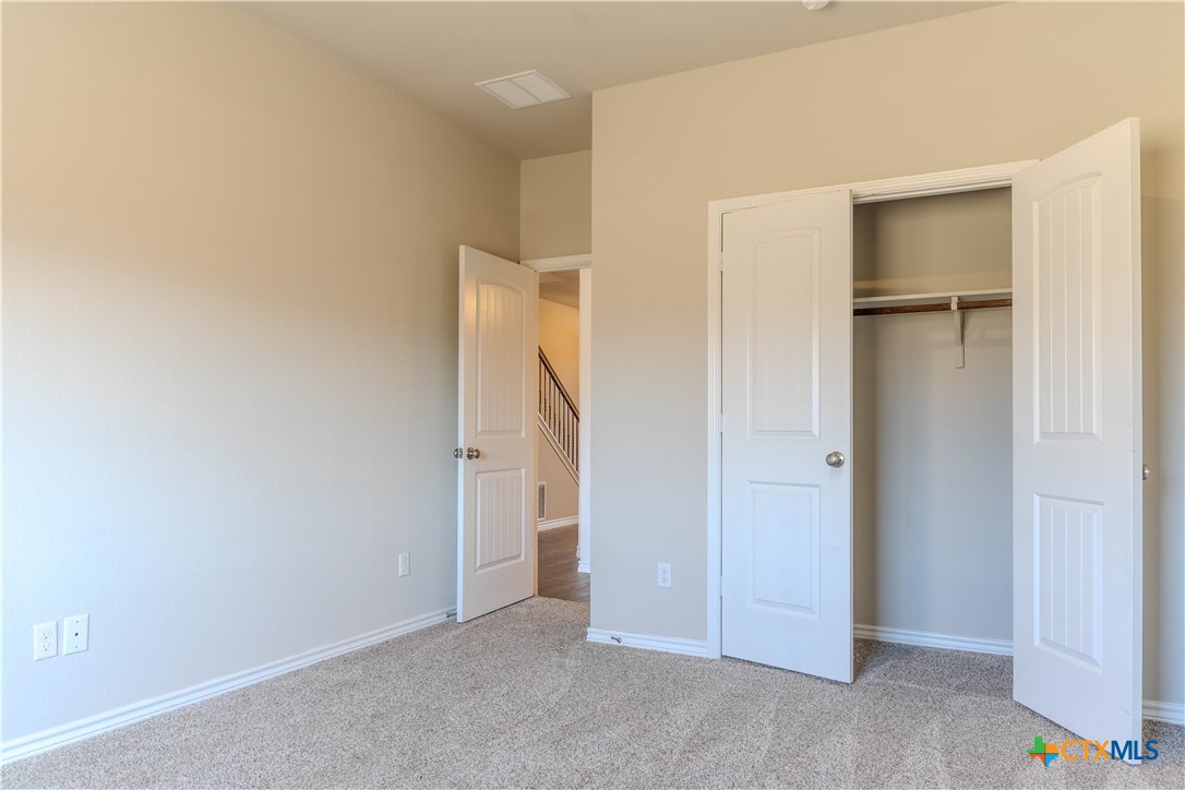 5748 St. Charles Drive Property Photo 9