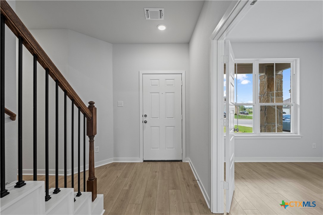 7709 Harvey Drive Property Photo 6