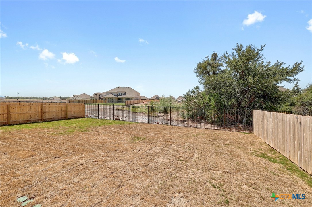 511 Tricia Court Property Photo 19