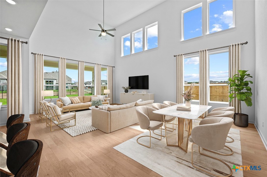 200 Borrego Bend Property Photo 2