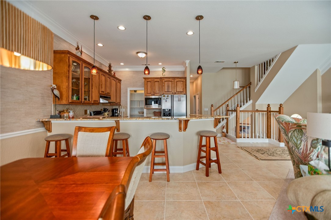 27 Las Palmas Drive Property Photo 11